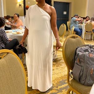 White One shoulder dress
